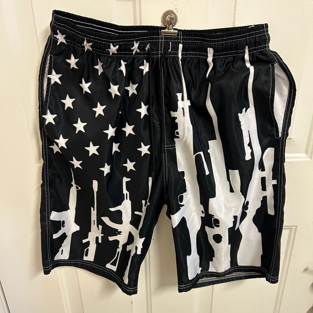 Monochrome Graphic Print Shorts